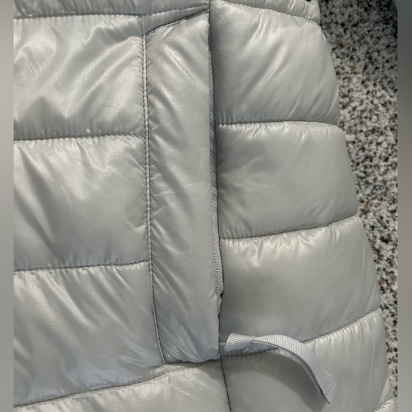 Swiss Tech Coat. Light Gray Size: XL - Picture 8 of 11